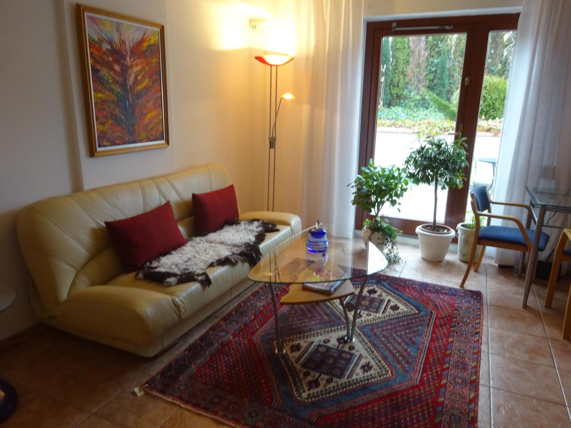 Solrosen I Simrishamn - Oesterlen Ngoại thất bức ảnh