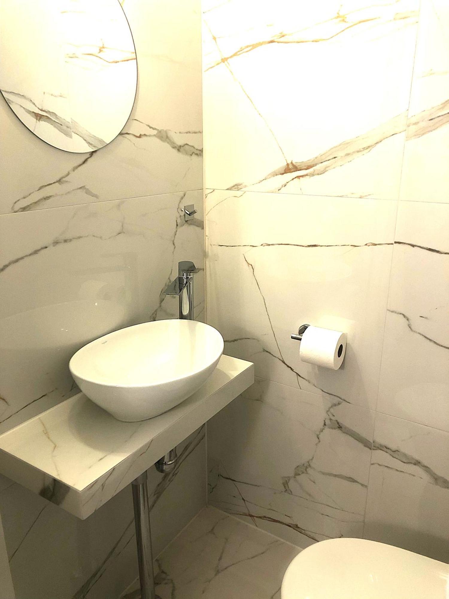 Solrosen I Simrishamn - Oesterlen Ngoại thất bức ảnh